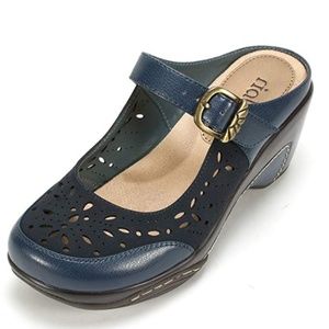 🌠Rialto Viva Women's Clog Mule Navy Blue 8 EUC